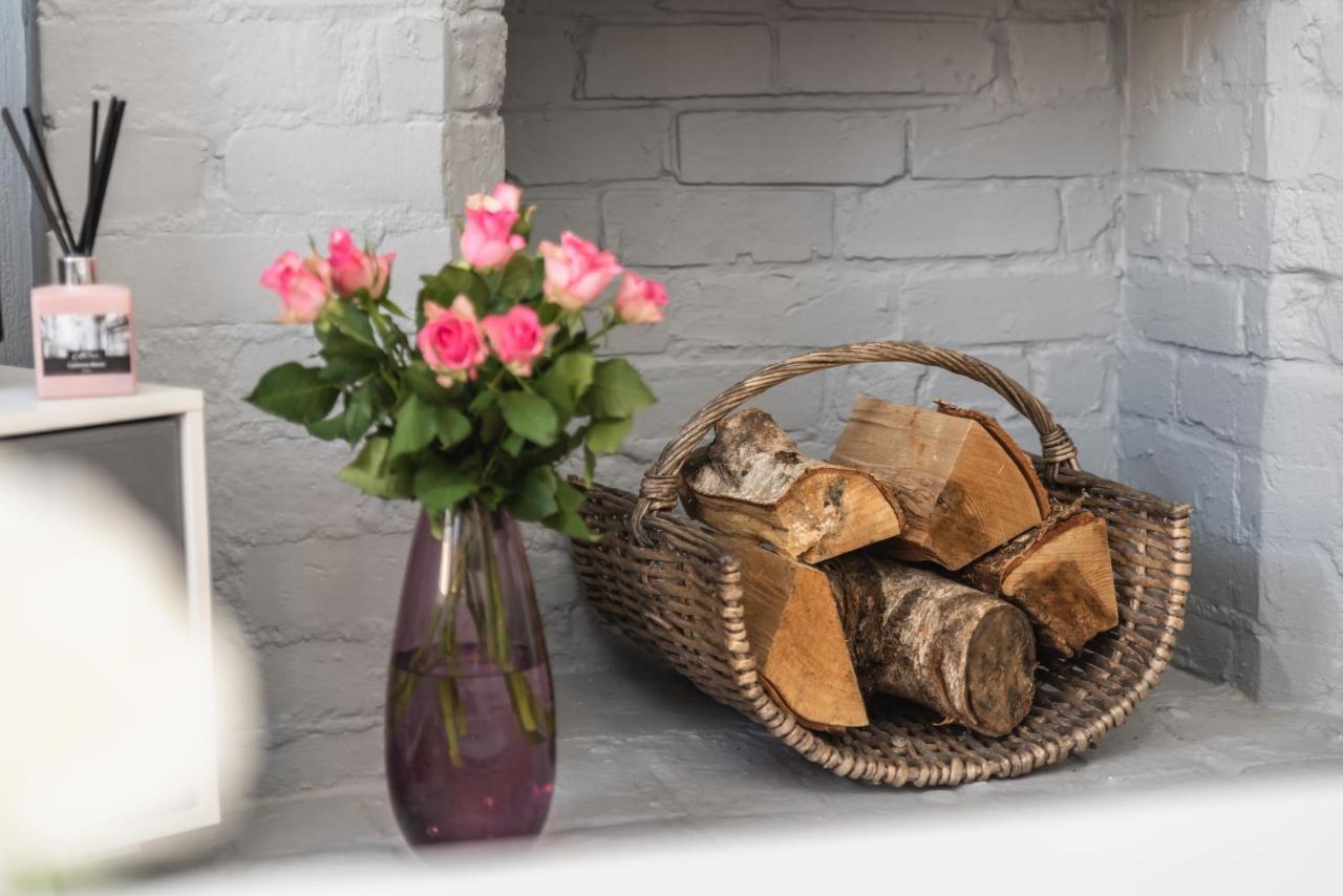 3-Bedroom House L Fast Wi-Fi L Garden L Newly Decorated L Close To Shops And Restaurants Bournemouth Kültér fotó