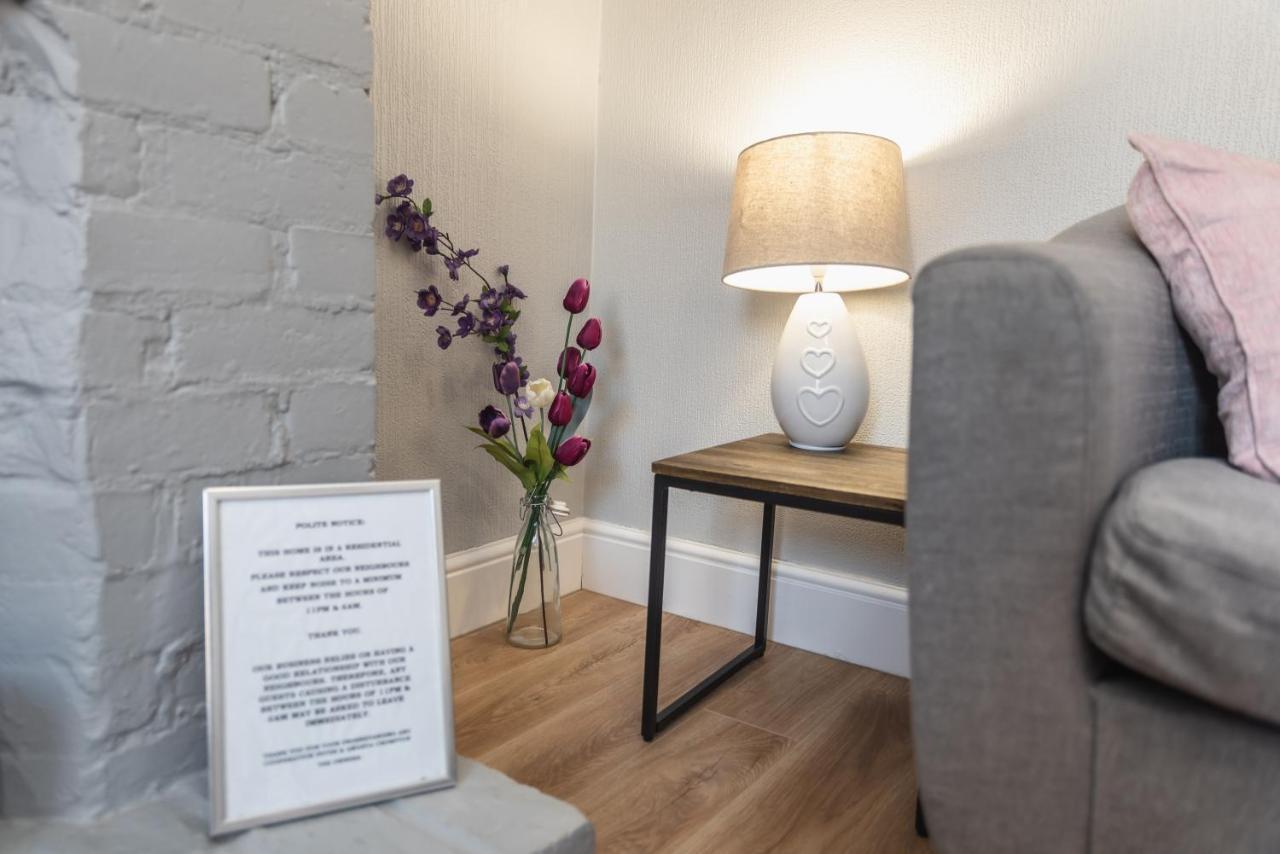 3-Bedroom House L Fast Wi-Fi L Garden L Newly Decorated L Close To Shops And Restaurants Bournemouth Kültér fotó