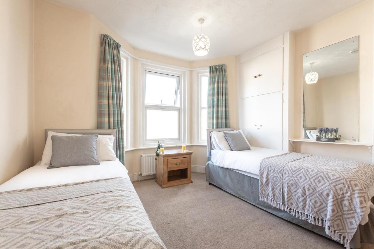 3-Bedroom House L Fast Wi-Fi L Garden L Newly Decorated L Close To Shops And Restaurants Bournemouth Kültér fotó