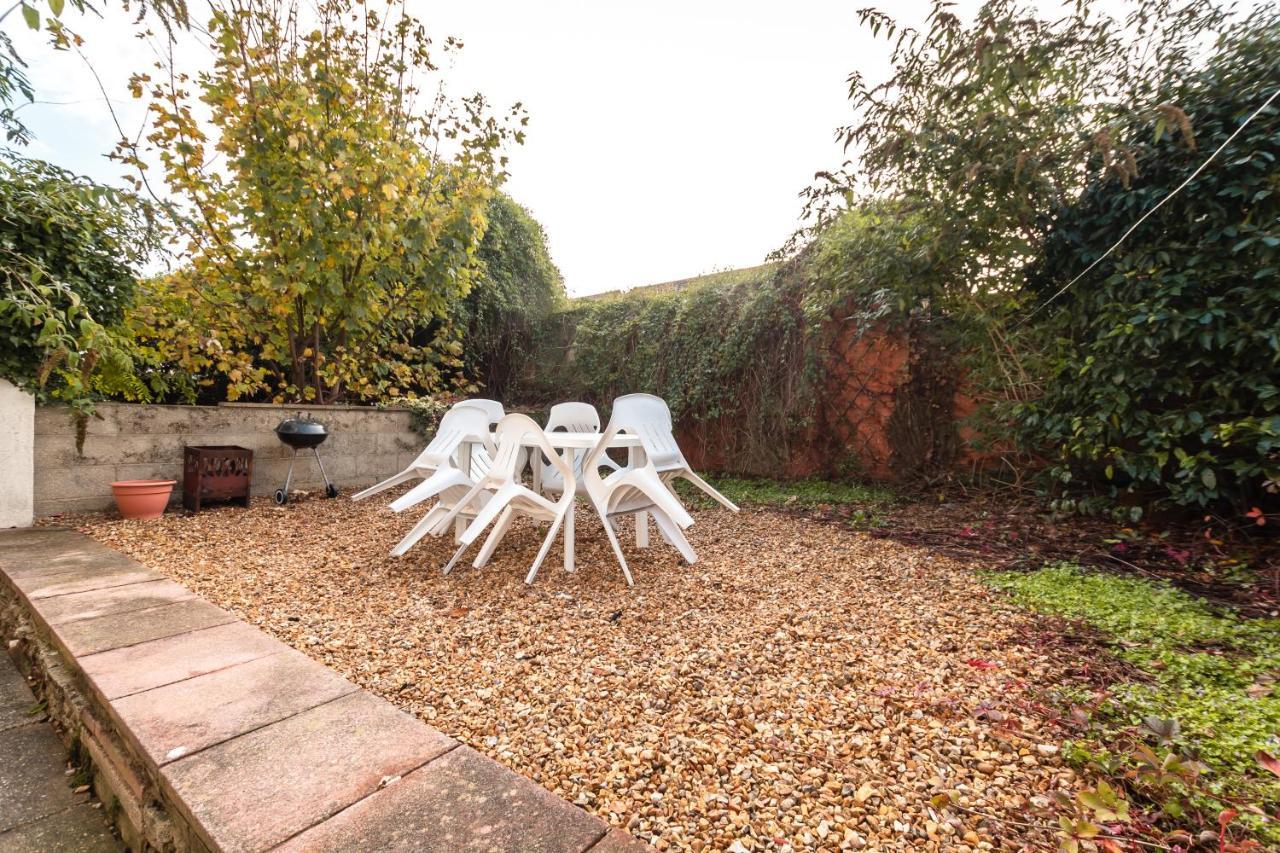 3-Bedroom House L Fast Wi-Fi L Garden L Newly Decorated L Close To Shops And Restaurants Bournemouth Kültér fotó